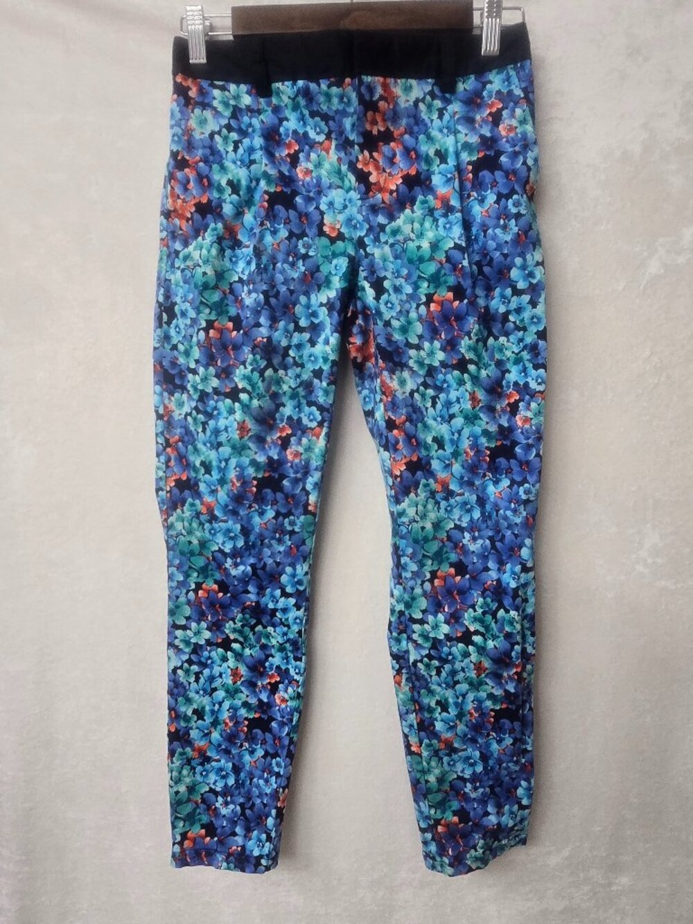 Forever 21 Blue Hydrangea Floral Print Skinny Ankle Pants Cottagecore Size Small